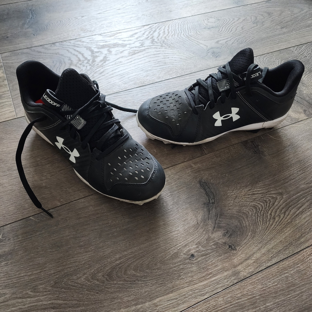 Under Armour Kids Black Sneakers